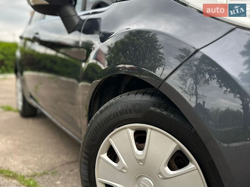 Хетчбек Ford Fiesta 2008 в Житомирі
