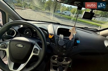 Седан Ford Fiesta 2017 в Днепре