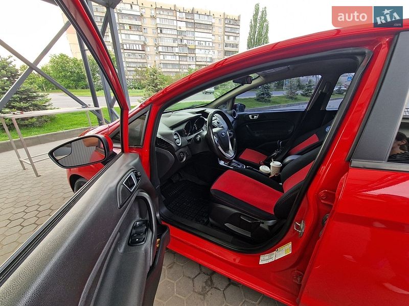 Седан Ford Fiesta 2014 в Броварах