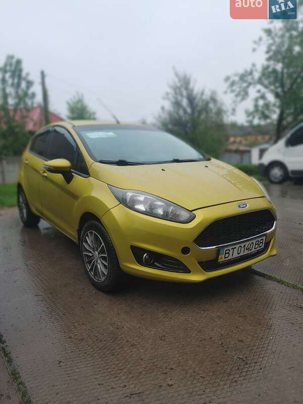 Хетчбек Ford Fiesta 2013 в Києві