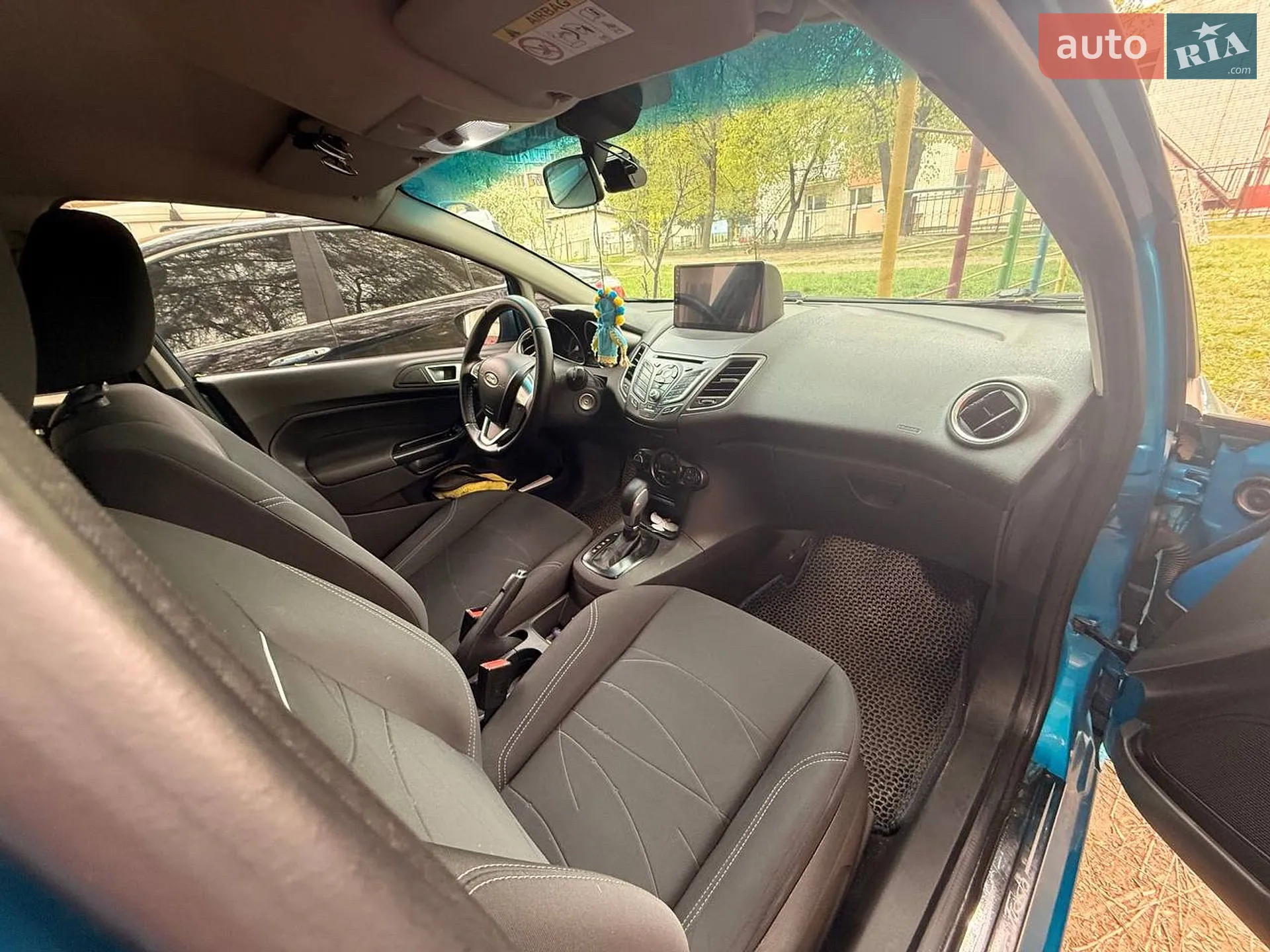 2015 Ford Fiesta - мініатюра 12