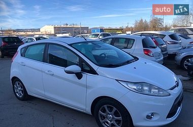 Хетчбек Ford Fiesta 2012 в Стрию