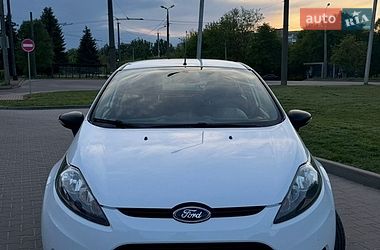 Хэтчбек Ford Fiesta 2010 в Луцке