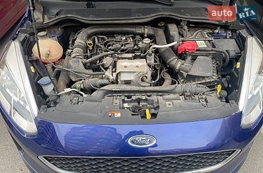 Хэтчбек Ford Fiesta 2017 в Киеве