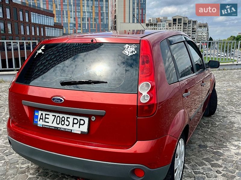Хэтчбек Ford Fiesta 2007 в Днепре