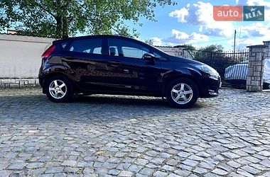 Хетчбек Ford Fiesta 2010 в Береговому