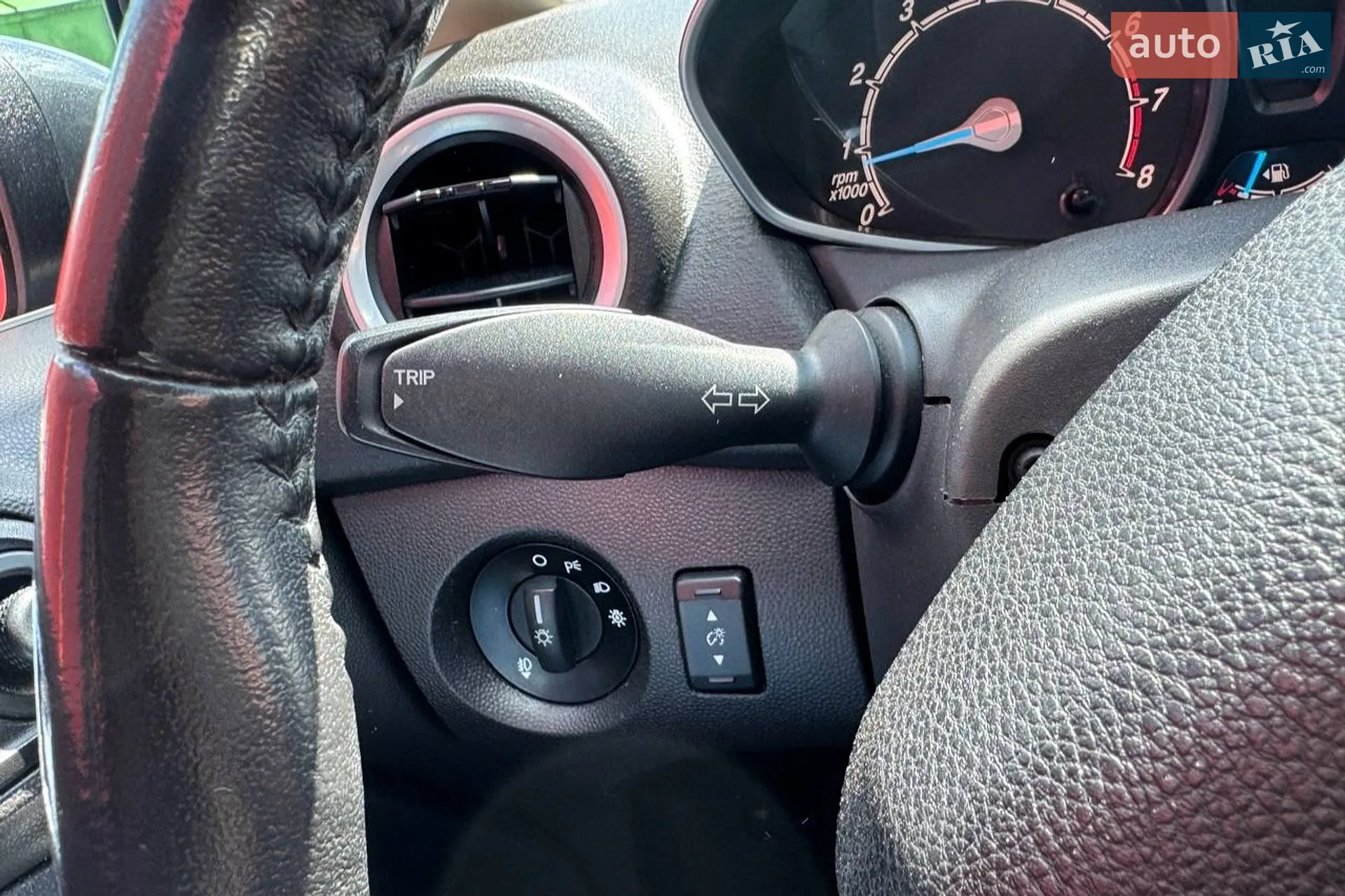 2014 Ford Fiesta - мініатюра 16
