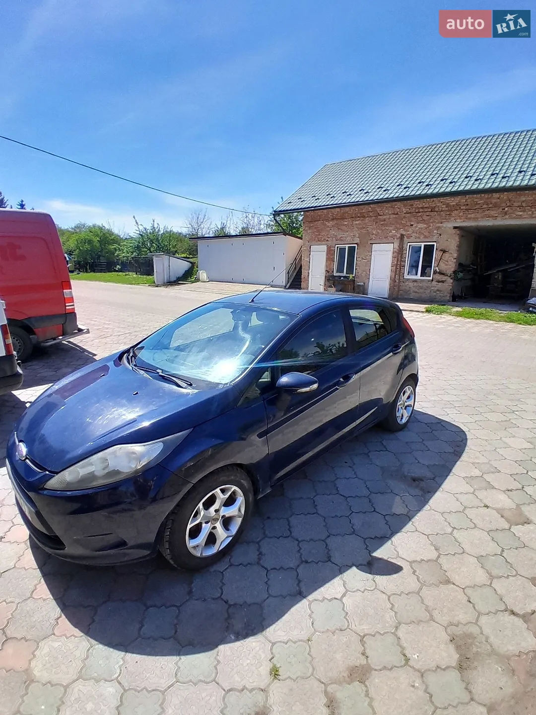 2010 Ford Fiesta - мініатюра 3