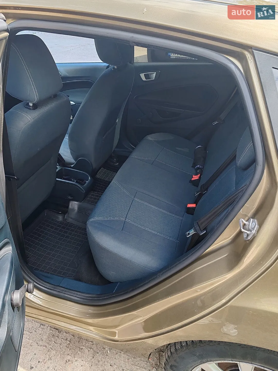 2012 Ford Fiesta - мініатюра 7