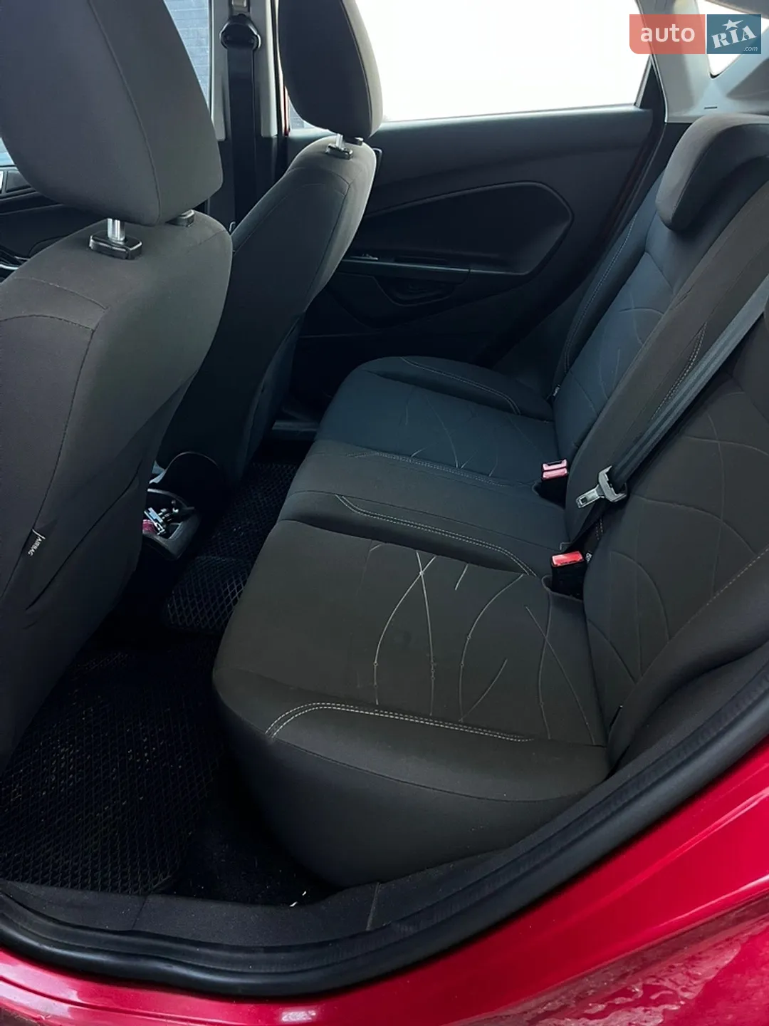 2015 Ford Fiesta - мініатюра 7