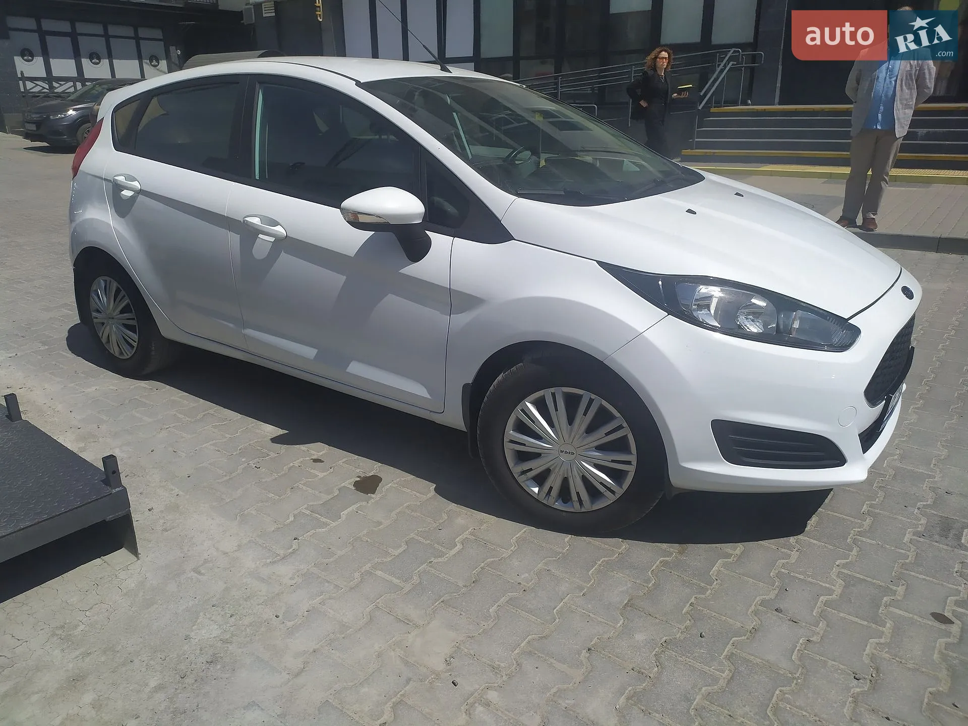 2016 Ford Fiesta - мініатюра 25