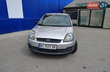 Хетчбек Ford Fiesta 2008 в Трускавці