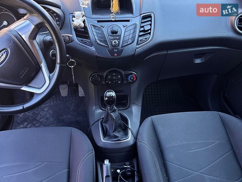 Хэтчбек Ford Fiesta 2013 в Калуше фото 7 Хэтчбек Ford Fiesta 2013 в Калуше