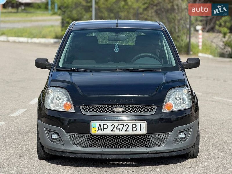 Хетчбек Ford Fiesta 2008 в Запоріжжі