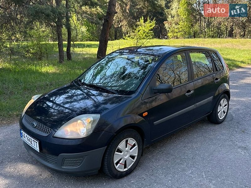 Хэтчбек Ford Fiesta 2007 в Золотоноше