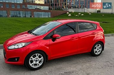 Хэтчбек Ford Fiesta 2014 в Днепре