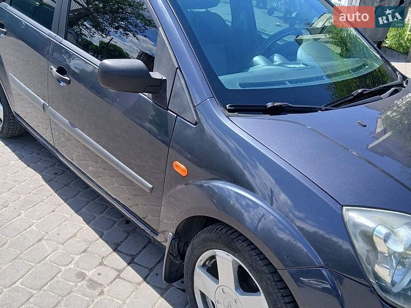 Хетчбек Ford Fiesta 2008 в Львові