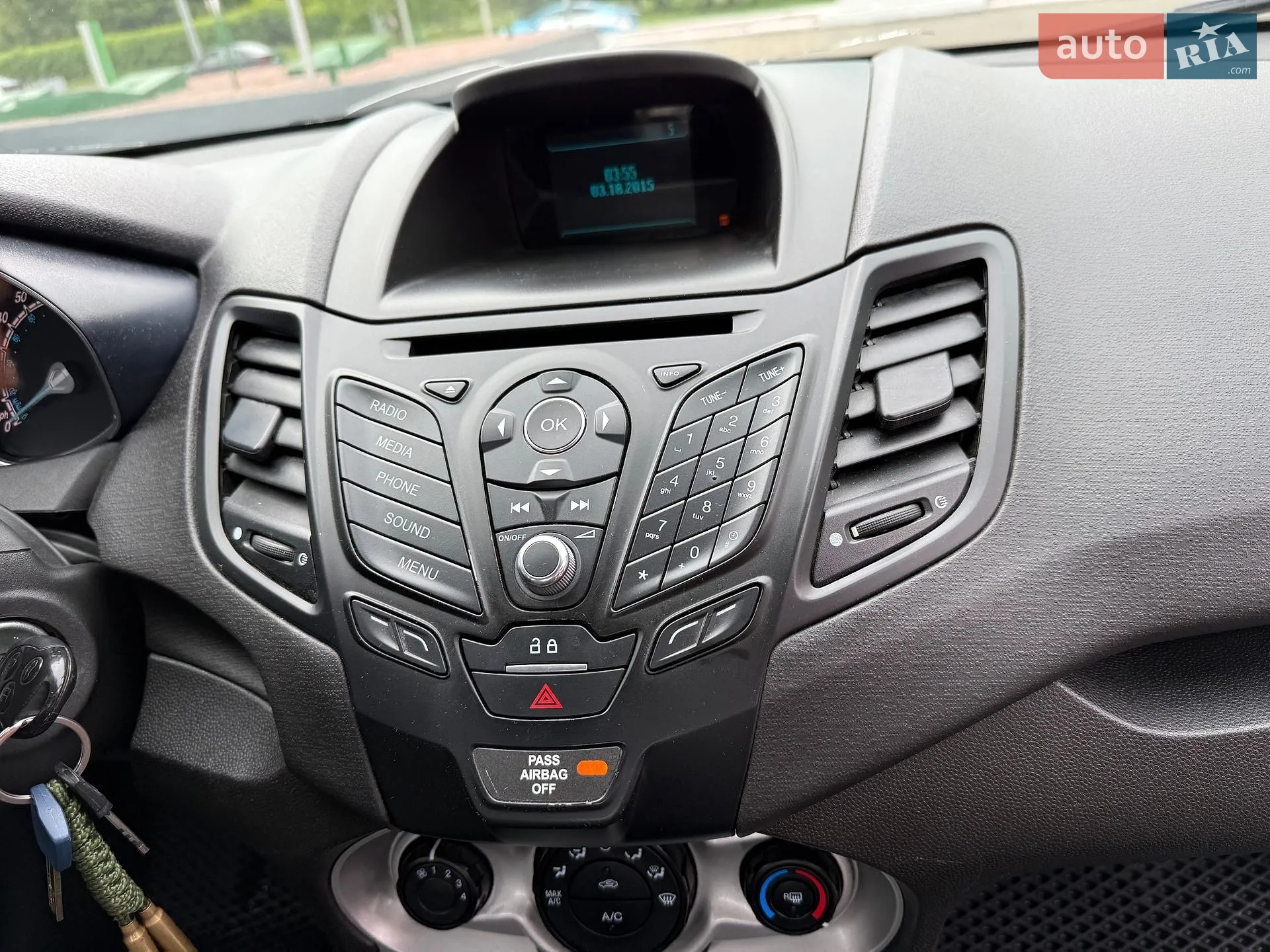 2015 Ford Fiesta - мініатюра 25