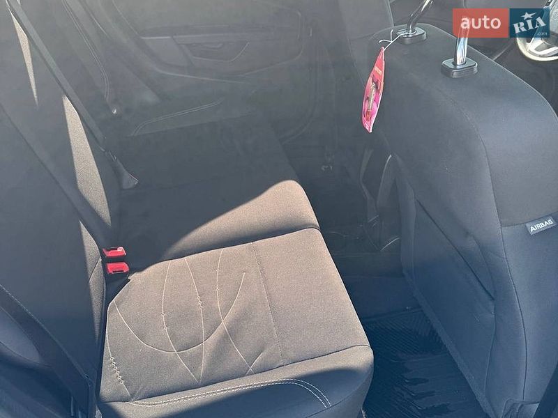 Седан Ford Fiesta 2019 в Киеве фото 15 Седан Ford Fiesta 2019 в Киеве