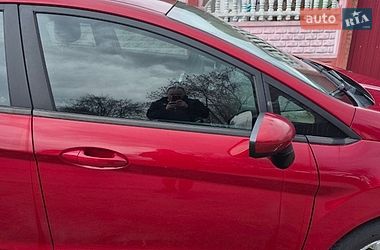 Хетчбек Ford Fiesta 2017 в Фастові