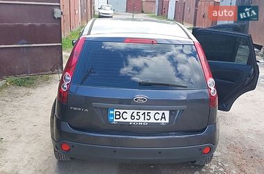 Хэтчбек Ford Fiesta 2006 в Львове