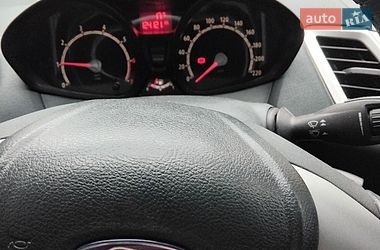 Хетчбек Ford Fiesta 2011 в Дніпрі