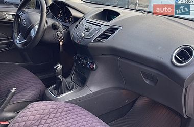Хетчбек Ford Fiesta 2013 в Софіївській Борщагівці