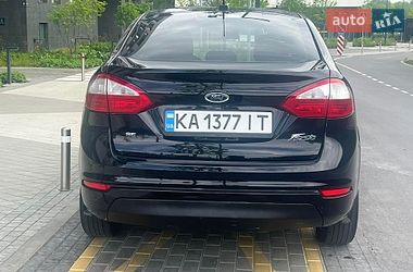 Седан Ford Fiesta 2018 в Києві