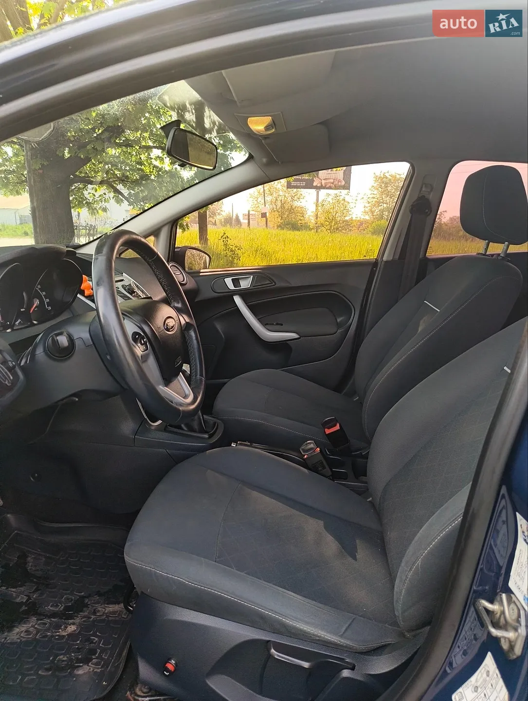2012 Ford Fiesta - мініатюра 17