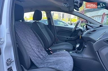Хэтчбек Ford Fiesta 2017 в Киеве