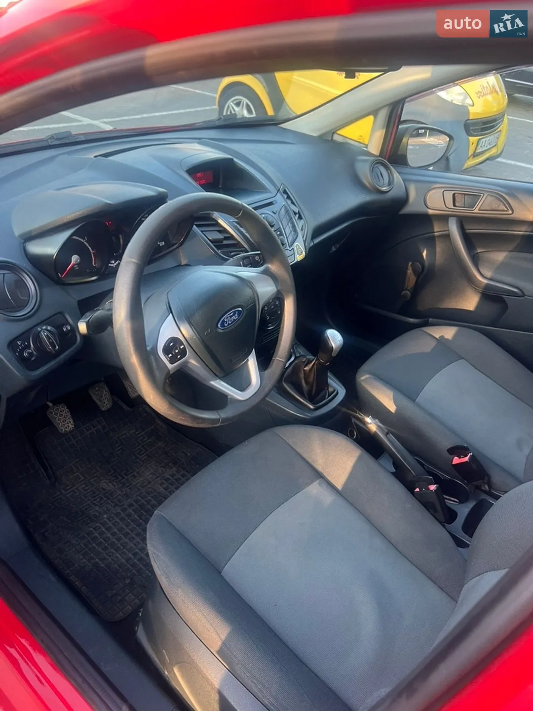 2012 Ford Fiesta - мініатюра 12