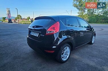 Хэтчбек Ford Fiesta 2011 в Иршаве