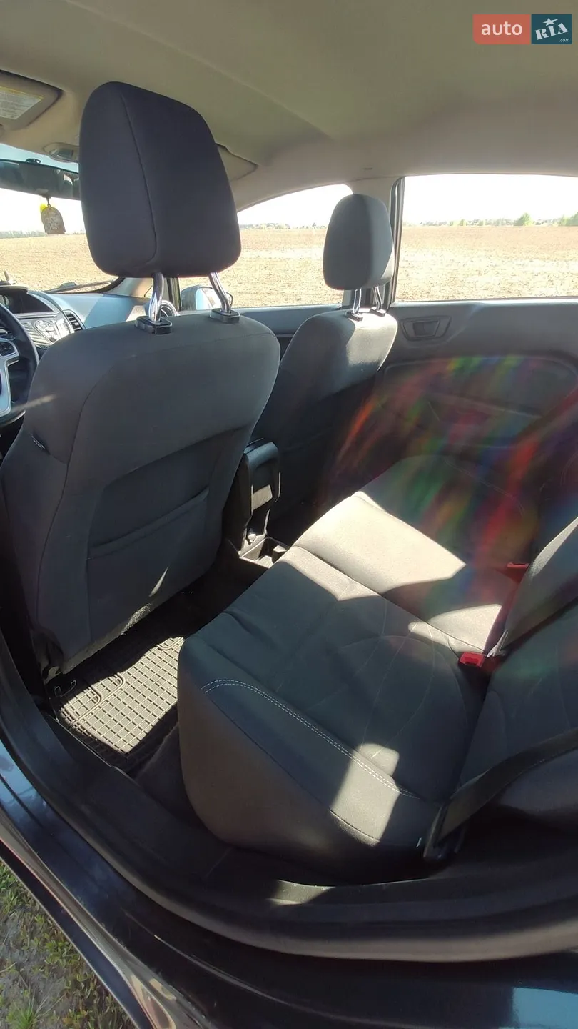 2016 Ford Fiesta - мініатюра 12