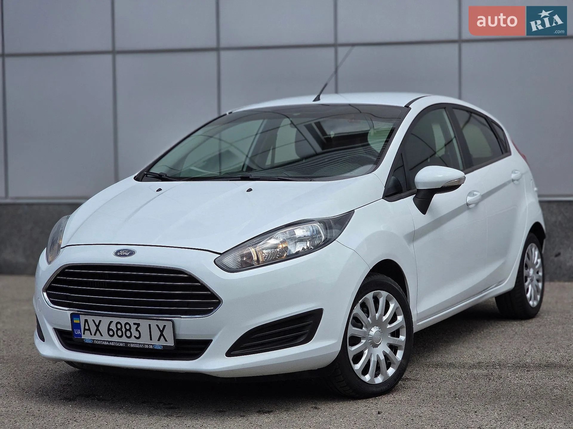 2015 Ford Fiesta - фото 1