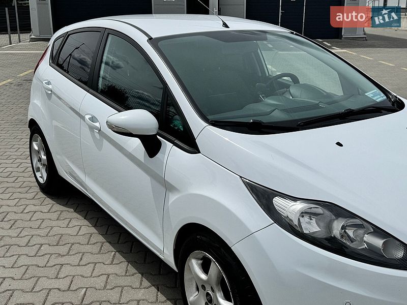 Хетчбек Ford Fiesta 2012 в Нововолинську фото 6 Хетчбек Ford Fiesta 2012 в Нововолинську