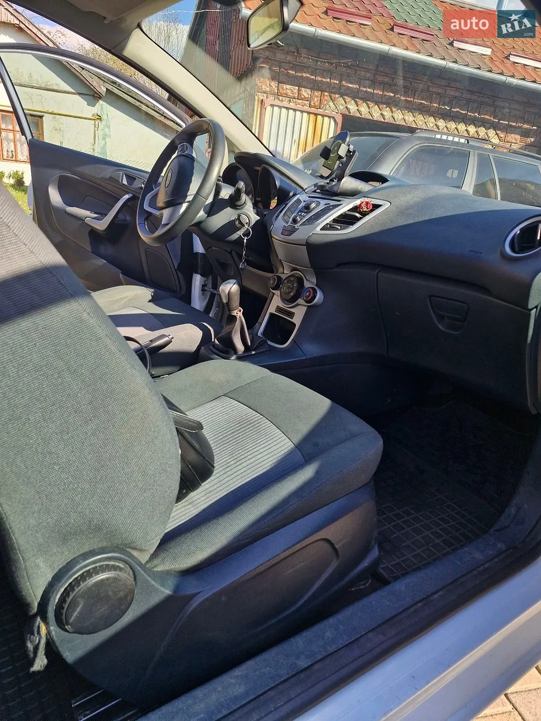 2012 Ford Fiesta - мініатюра 8