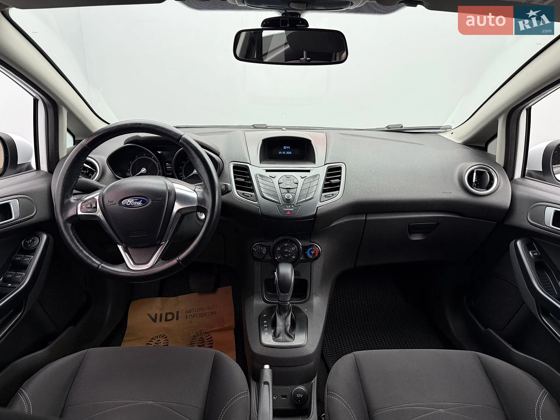 2015 Ford Fiesta - мініатюра 13