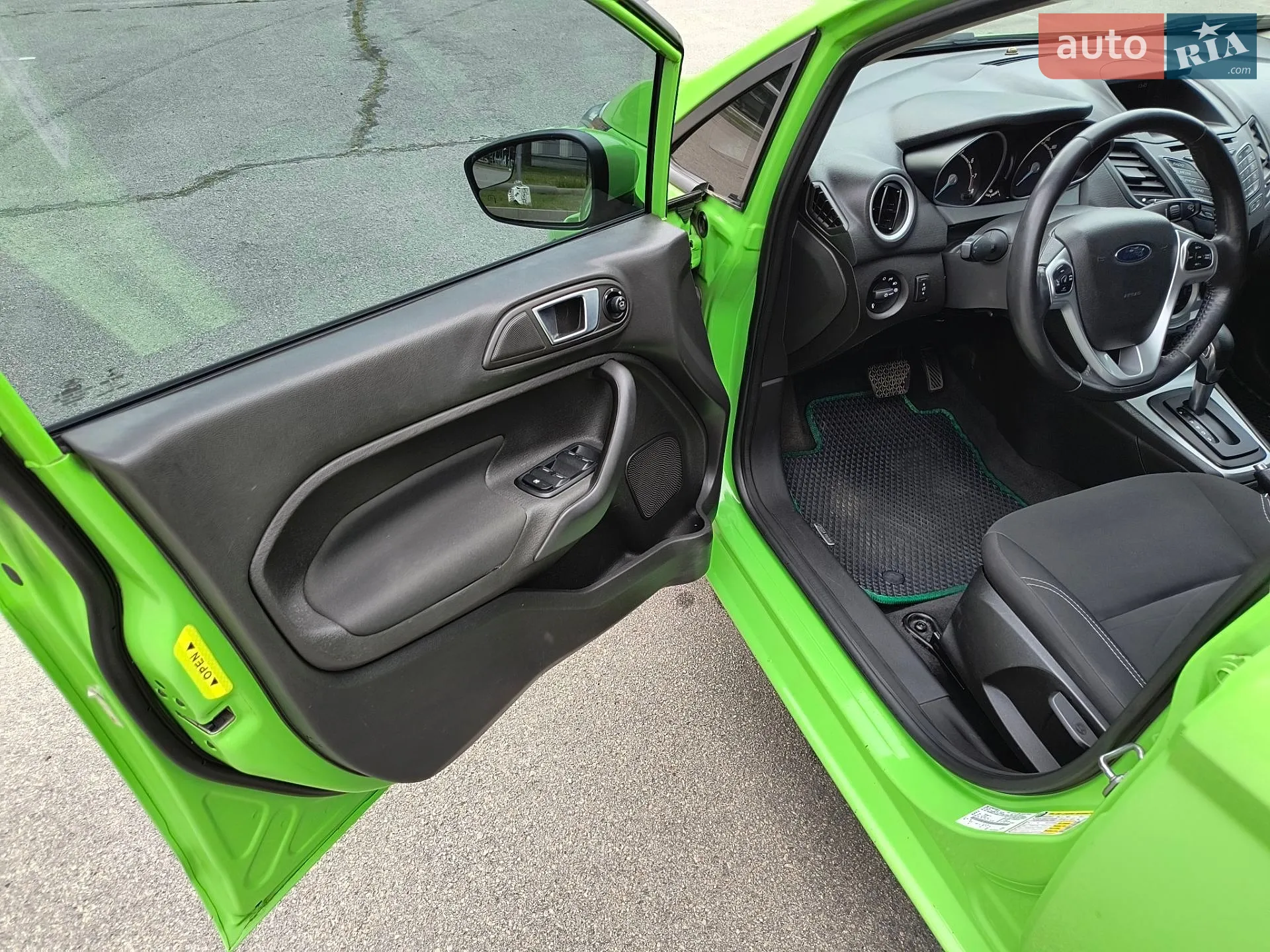 2013 Ford Fiesta - мініатюра 18