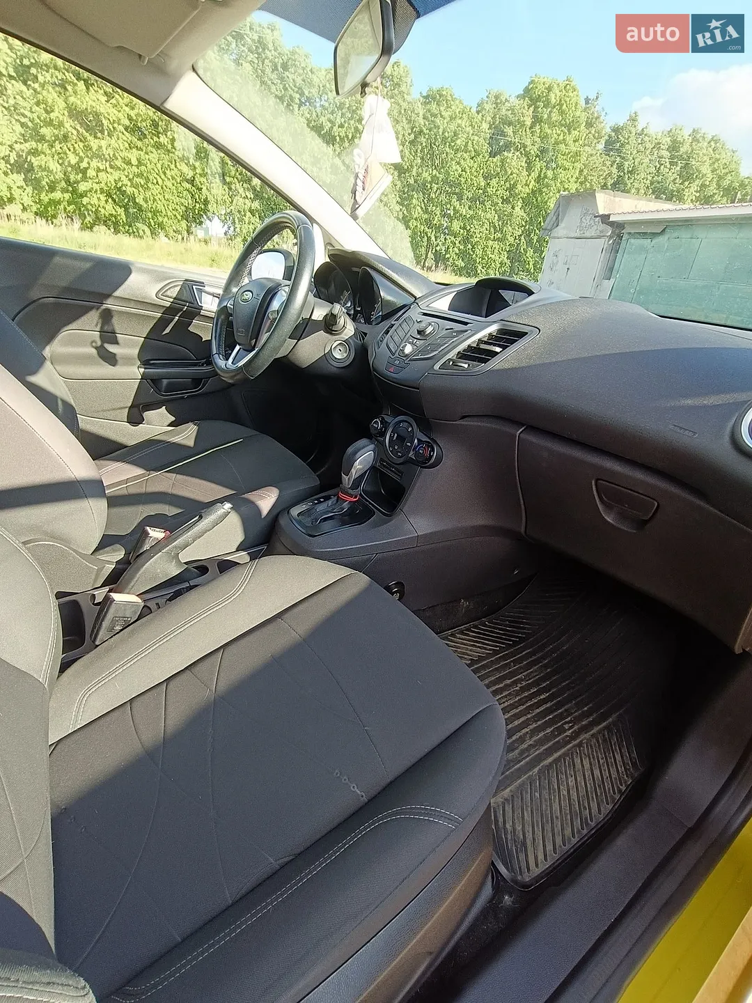 2013 Ford Fiesta - мініатюра 12