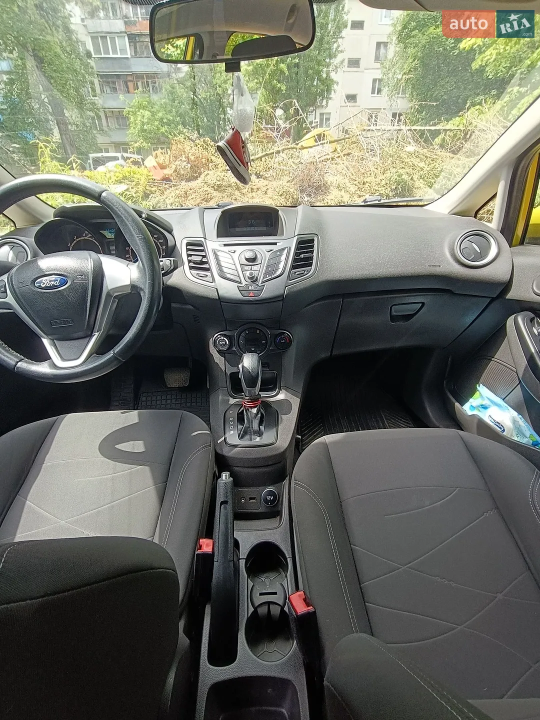 2013 Ford Fiesta - мініатюра 18