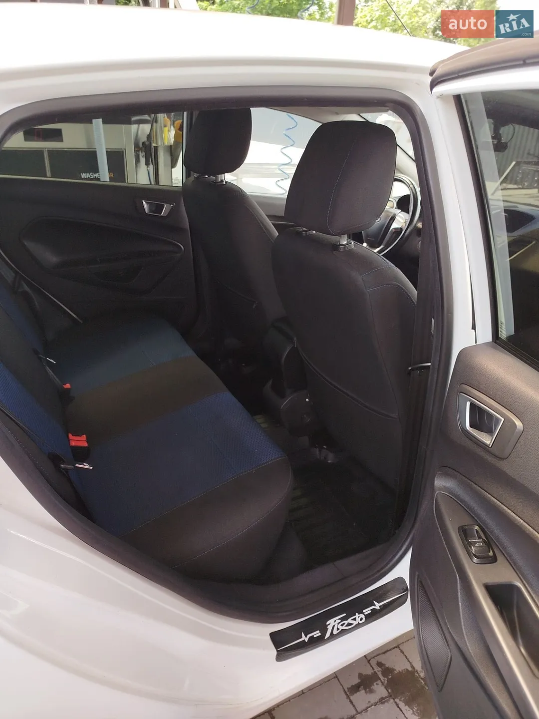 2013 Ford Fiesta - мініатюра 6