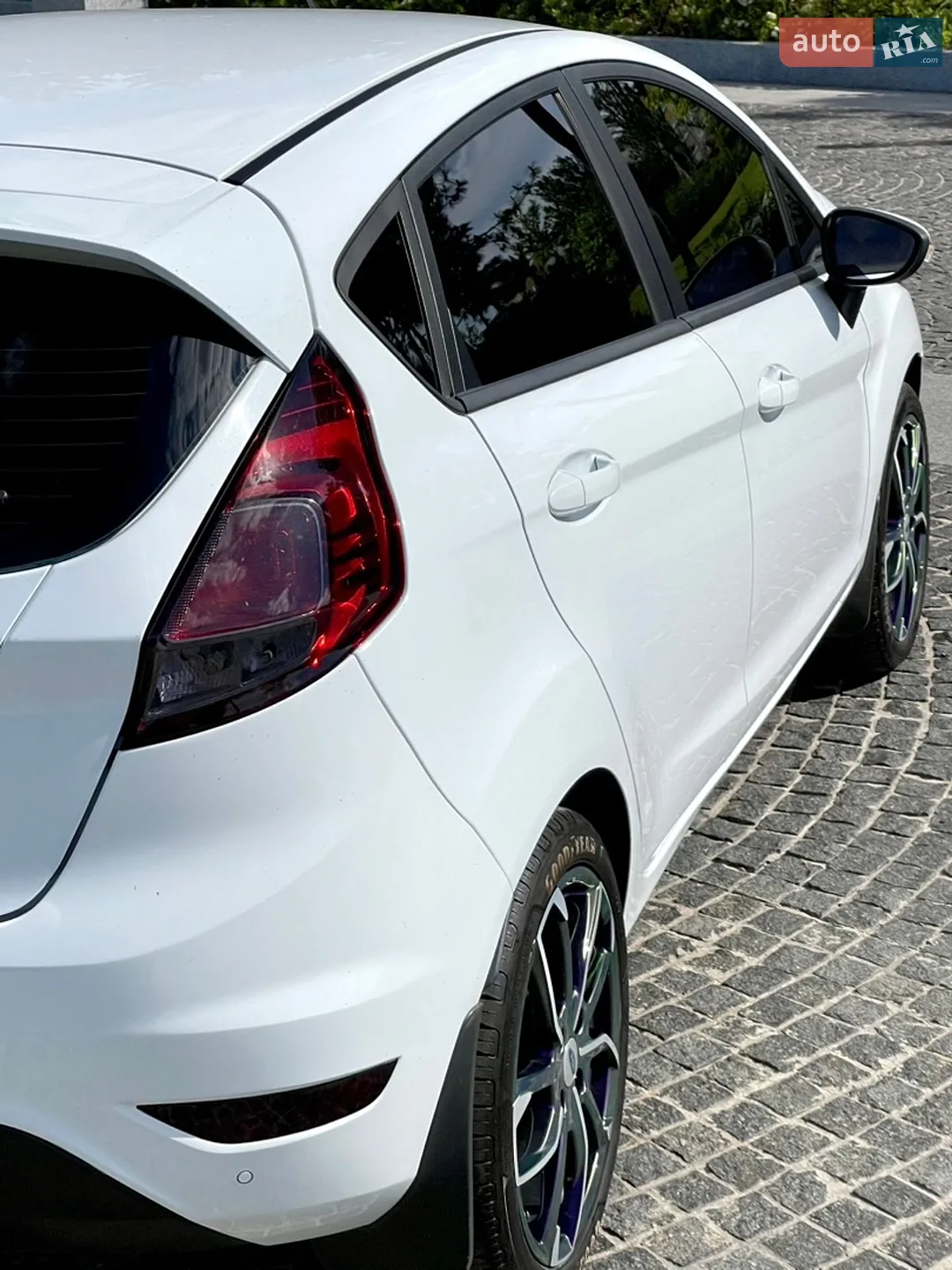 2013 Ford Fiesta - мініатюра 7