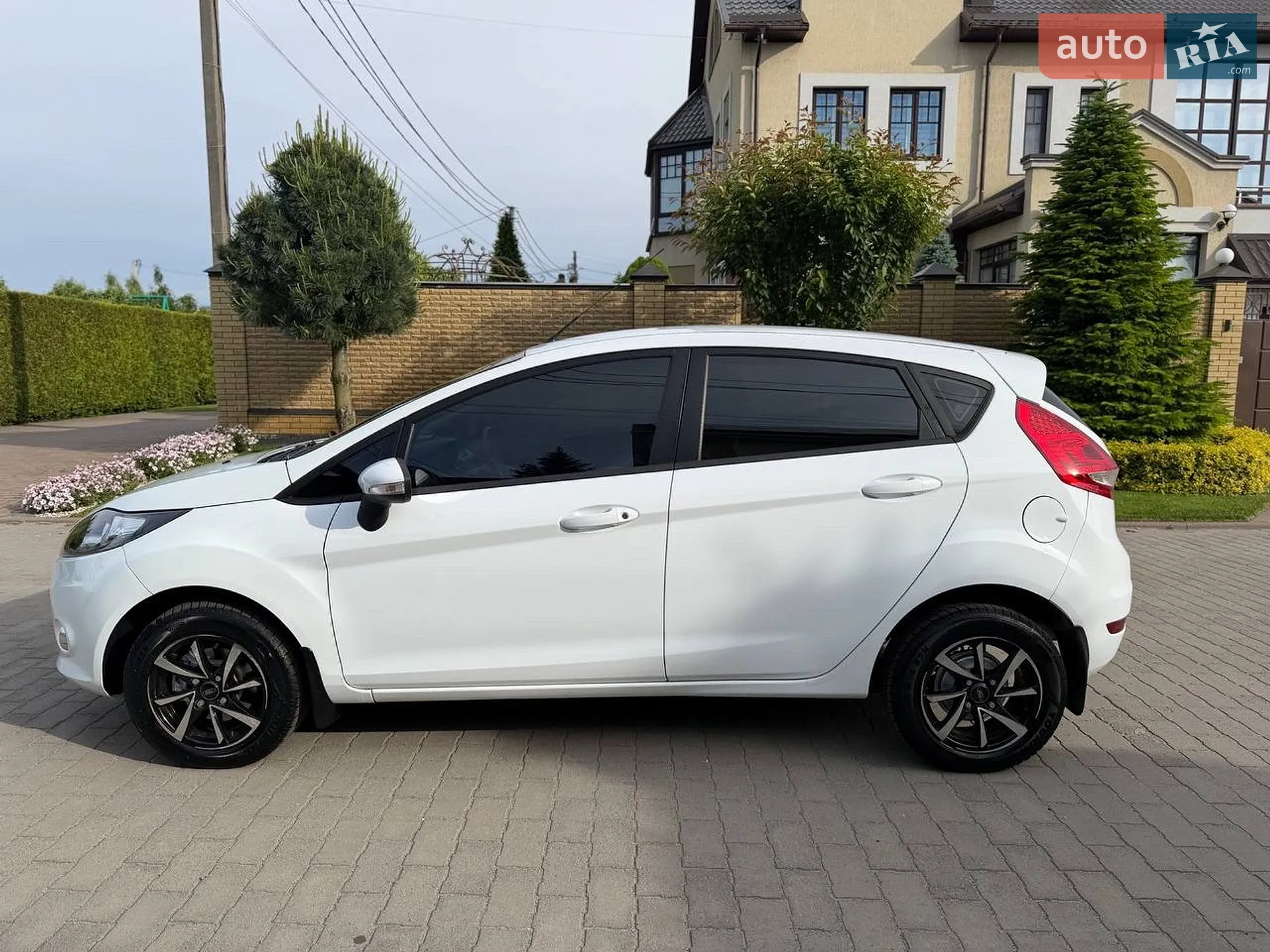 2012 Ford Fiesta - мініатюра 19