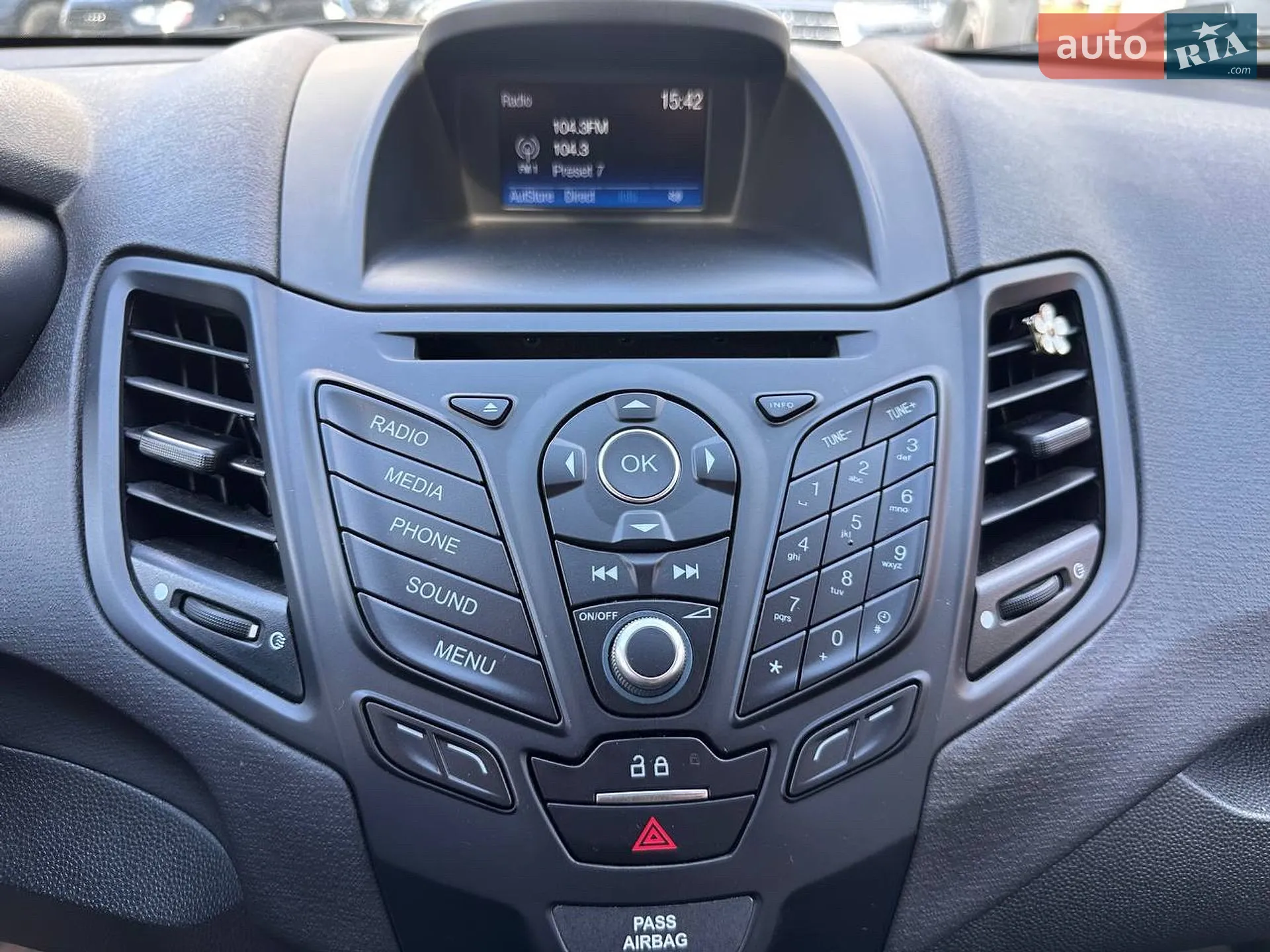 2019 Ford Fiesta - мініатюра 20