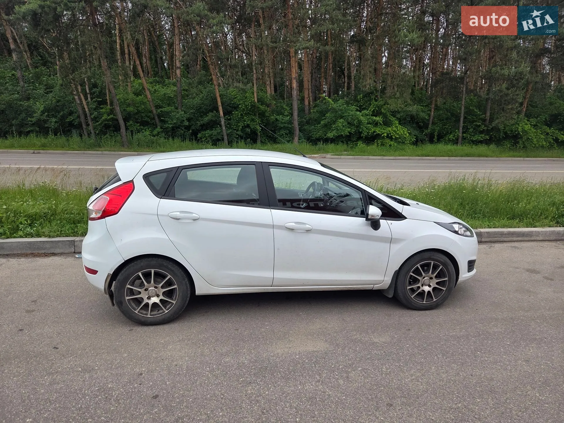 2013 Ford Fiesta - мініатюра 3