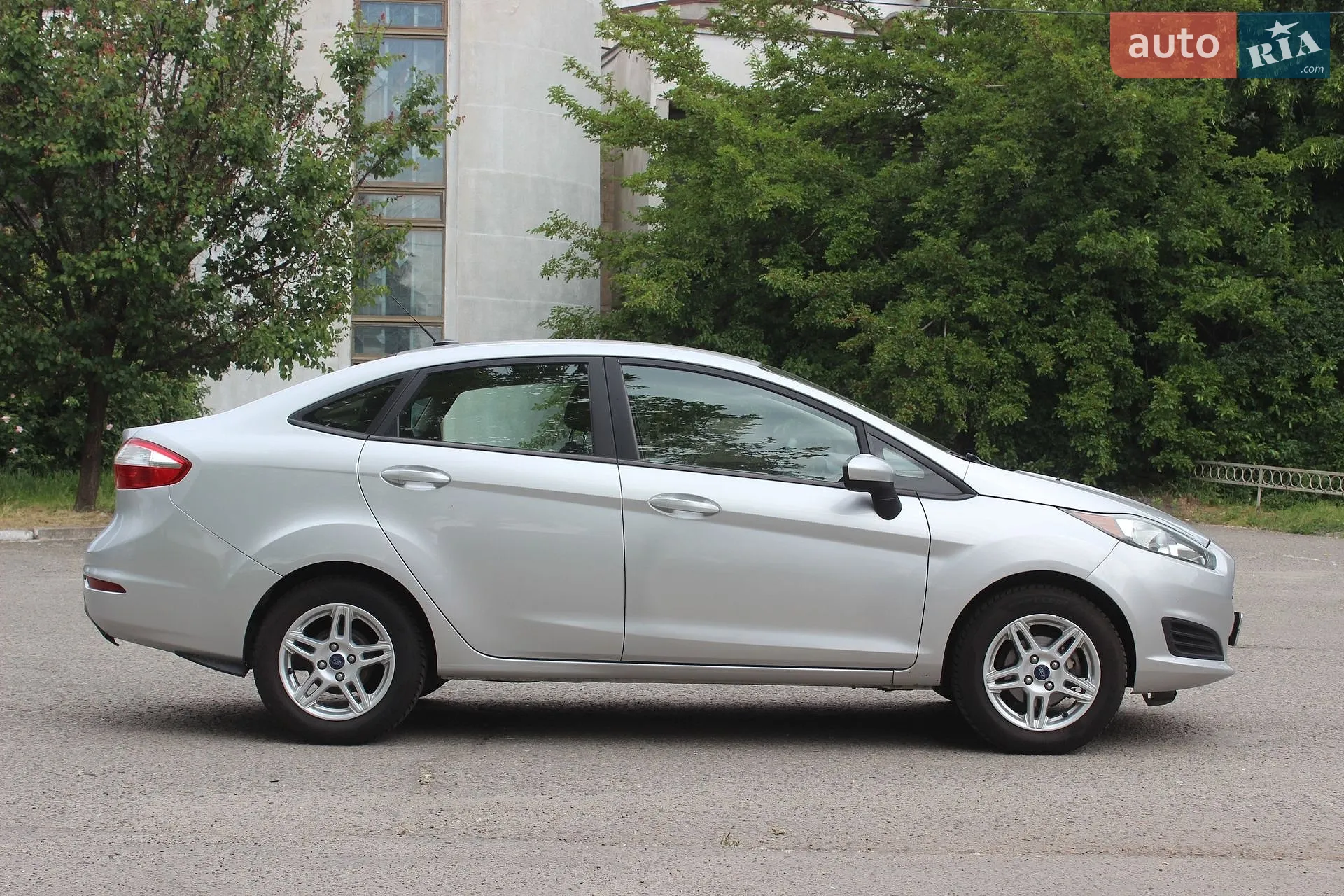 2017 Ford Fiesta - мініатюра 5