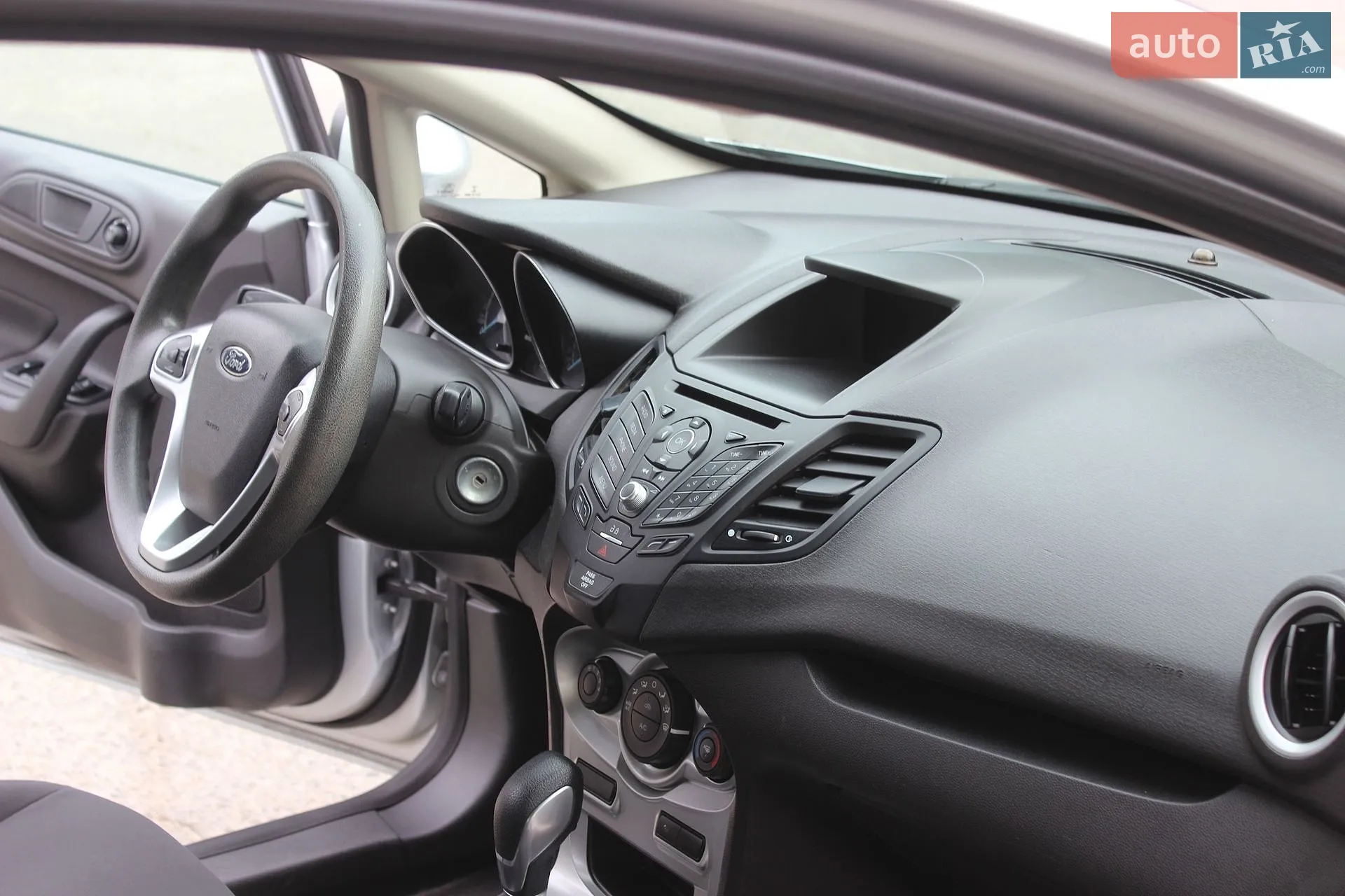 2017 Ford Fiesta - мініатюра 16