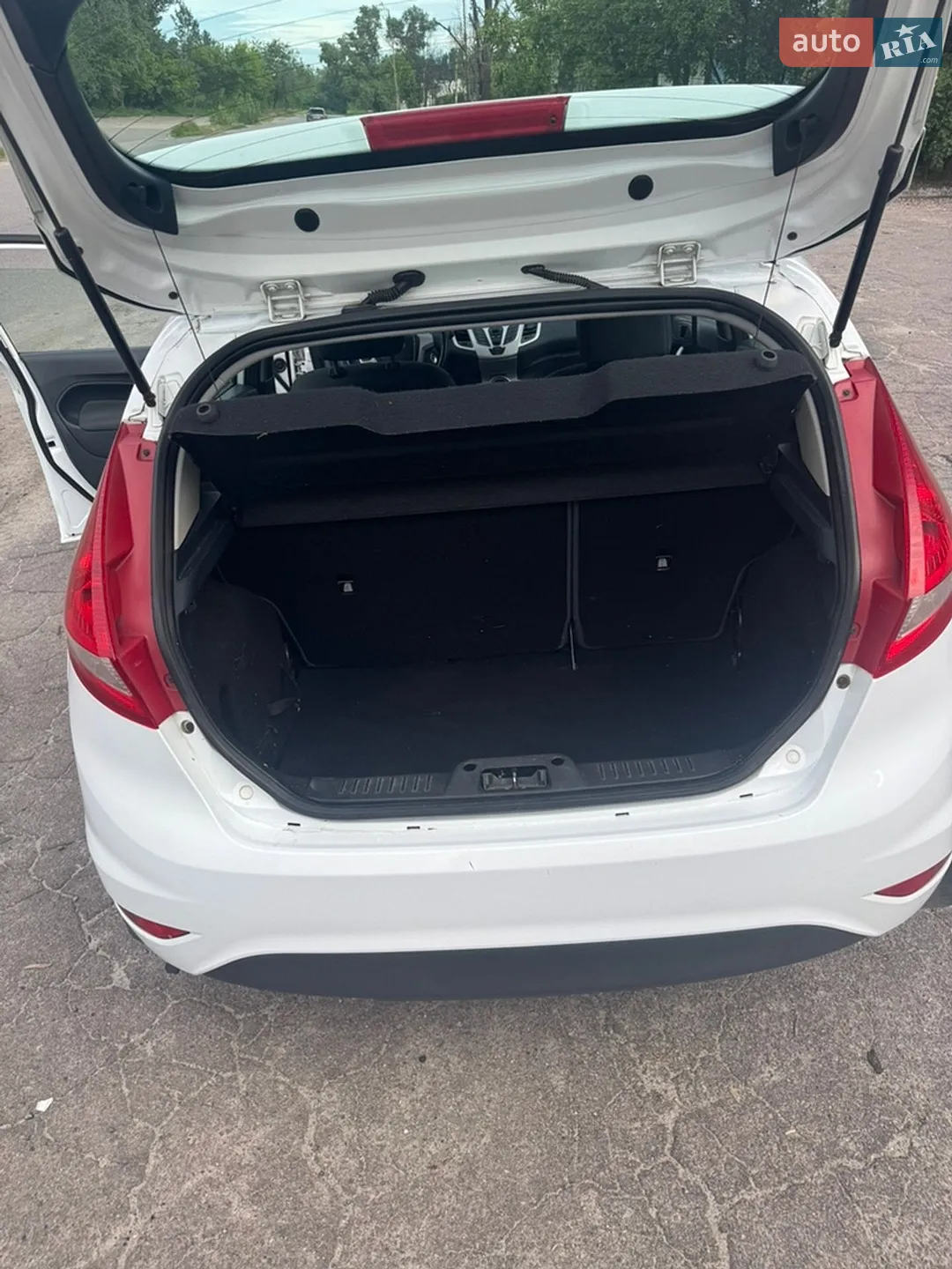 2011 Ford Fiesta - мініатюра 9