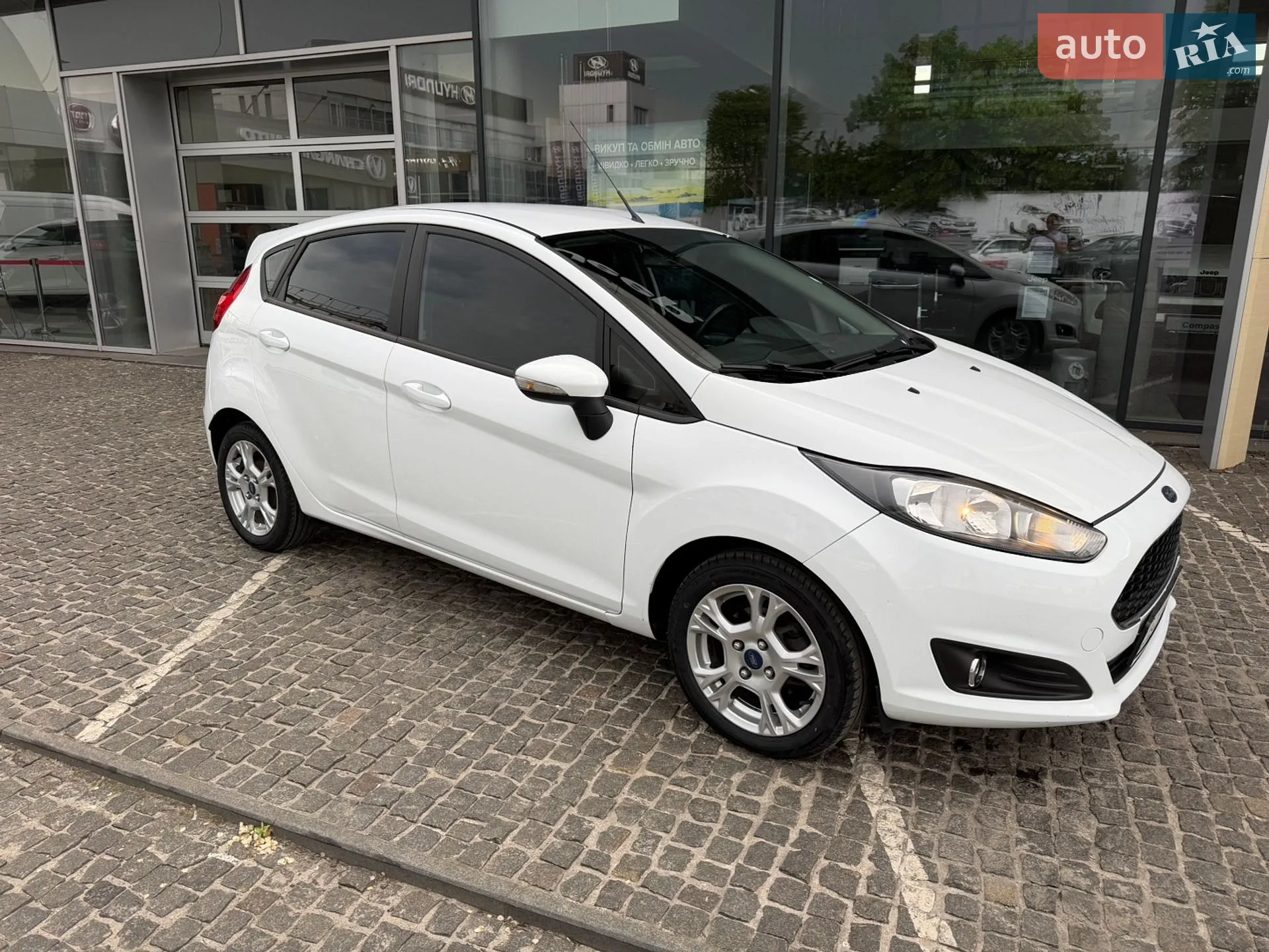 2016 Ford Fiesta - мініатюра 5