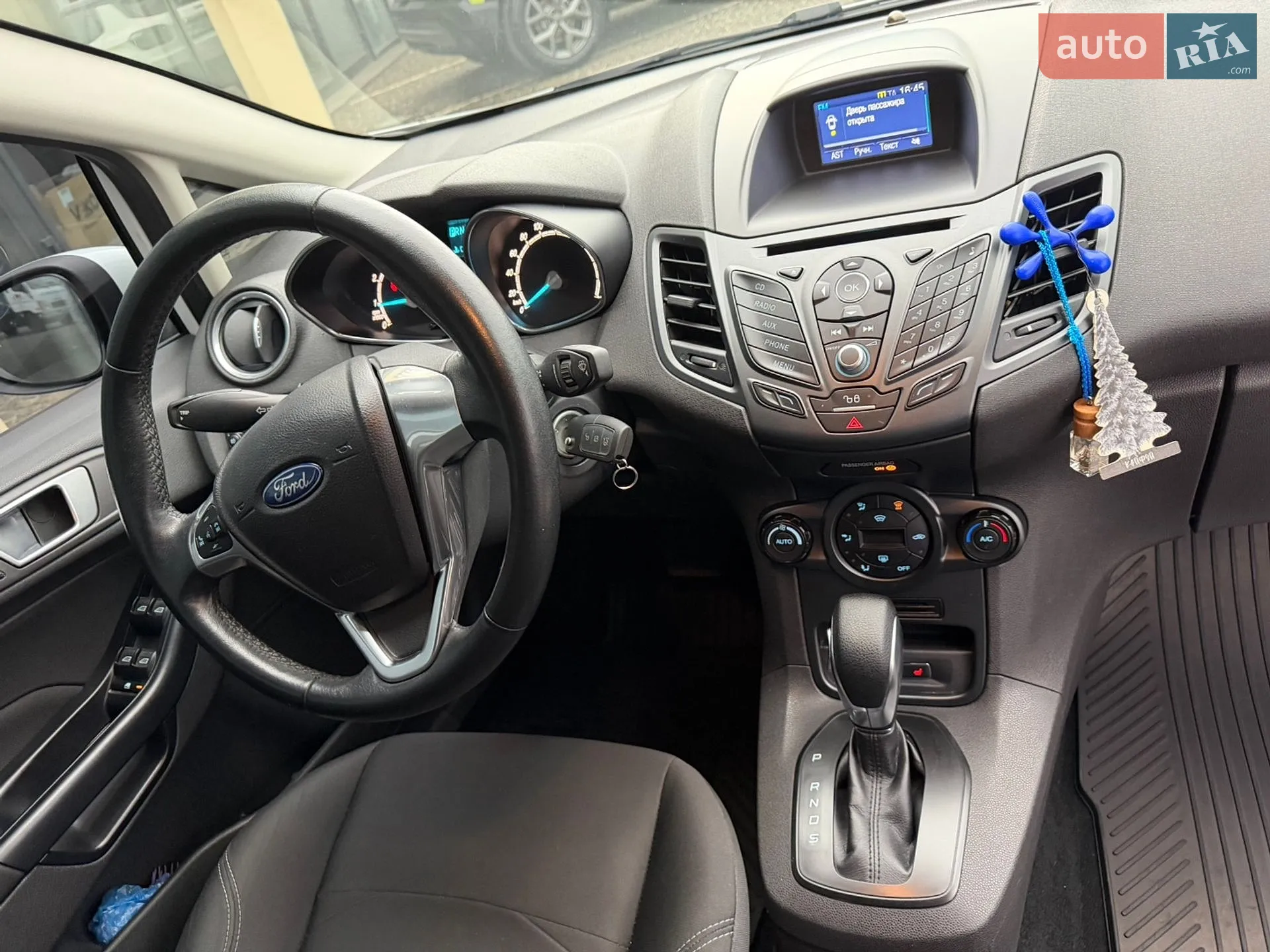 2016 Ford Fiesta - мініатюра 10